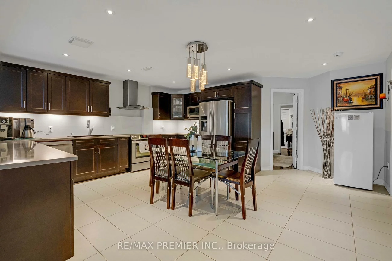 196, Aishford, Bradford, Bradford West Gwillimbury