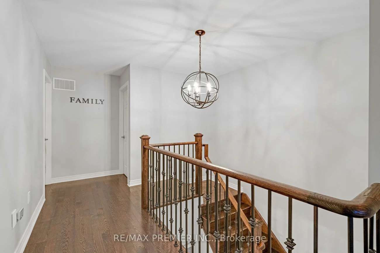 196, Aishford, Bradford, Bradford West Gwillimbury