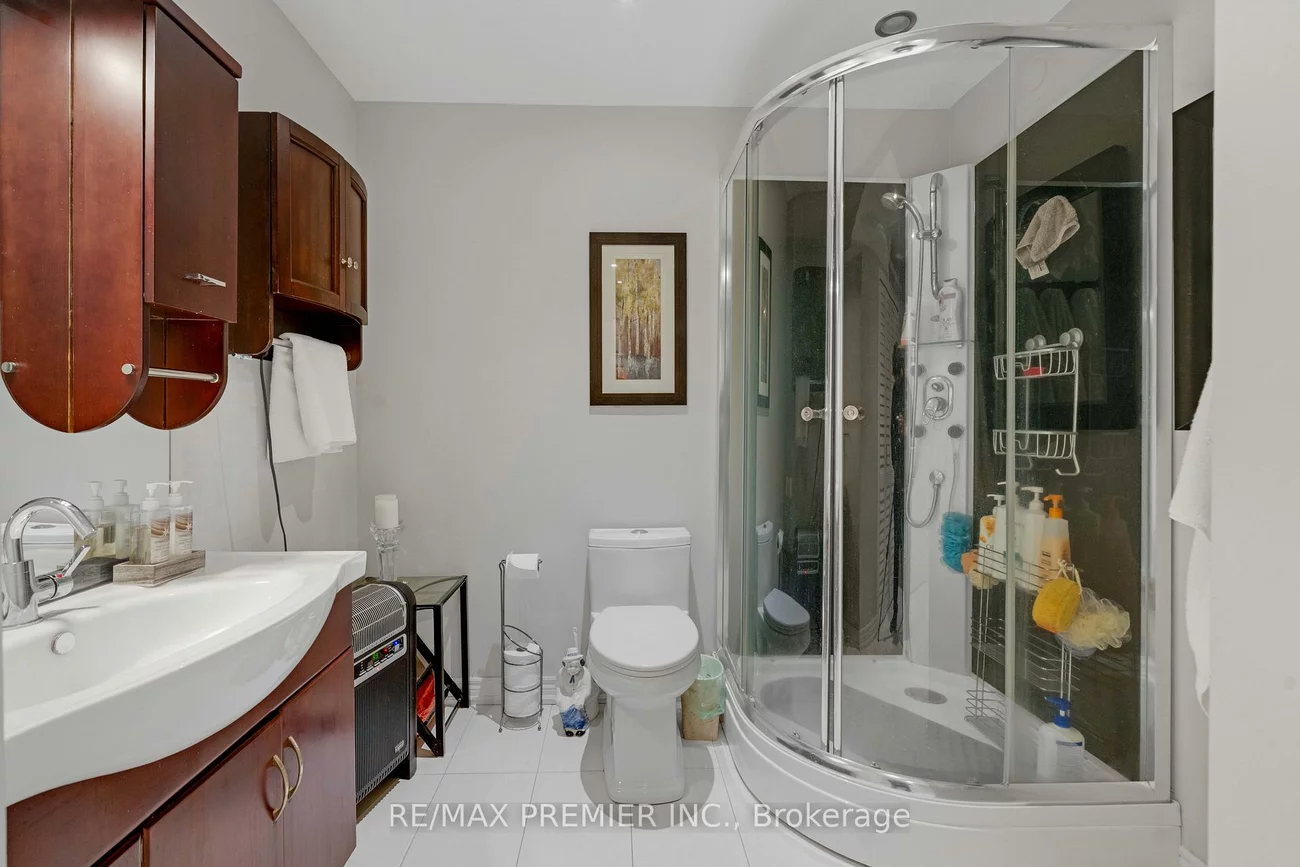 196, Aishford, Bradford, Bradford West Gwillimbury