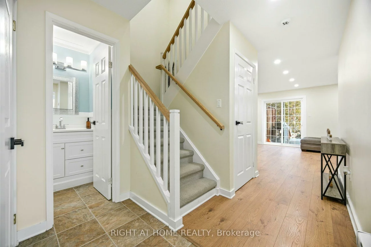 405, Maplegrove, Bradford, Bradford West Gwillimbury