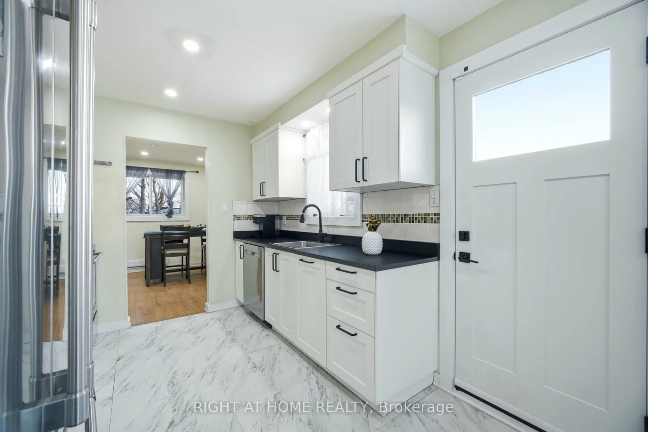 405, Maplegrove, Bradford, Bradford West Gwillimbury