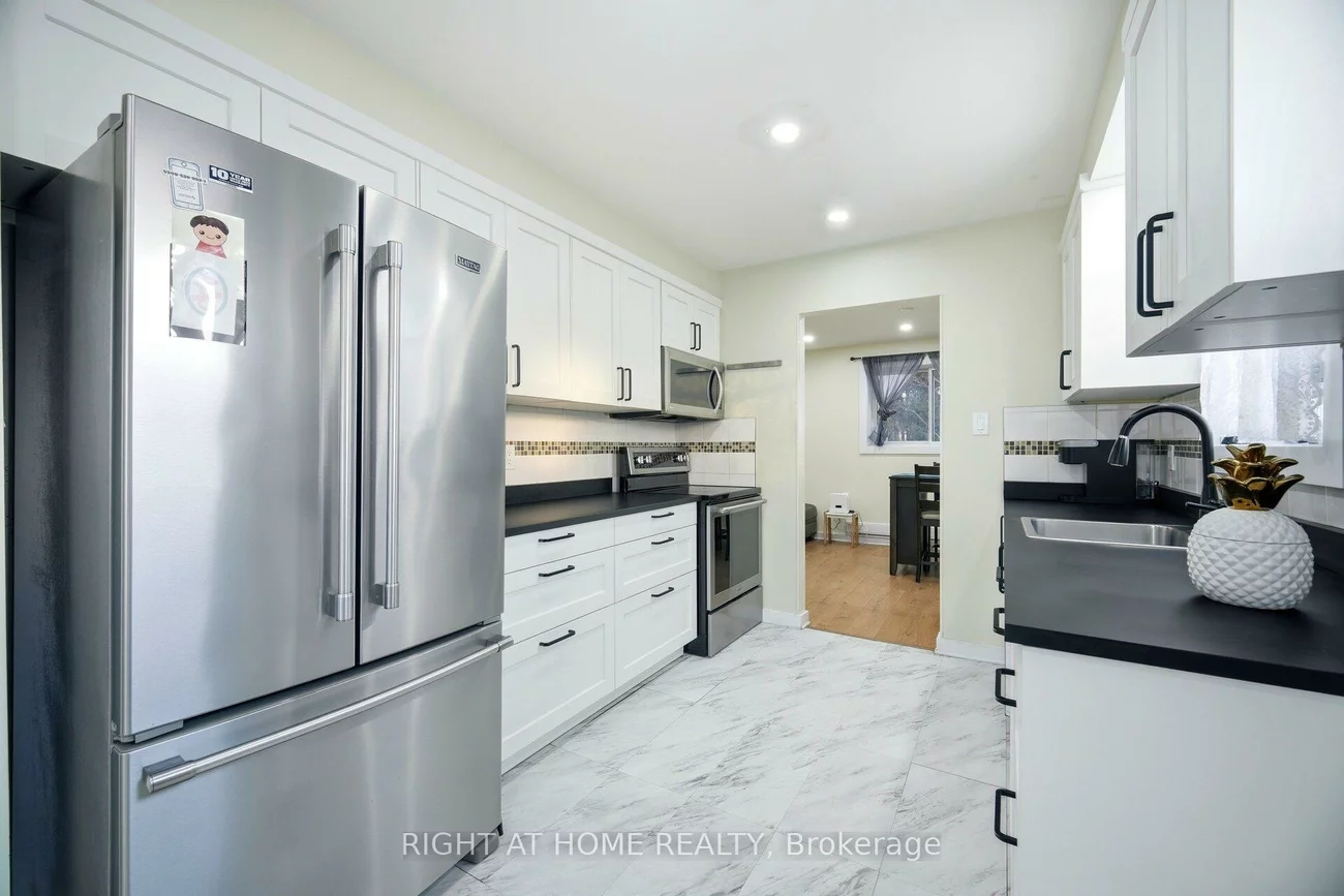 405, Maplegrove, Bradford, Bradford West Gwillimbury