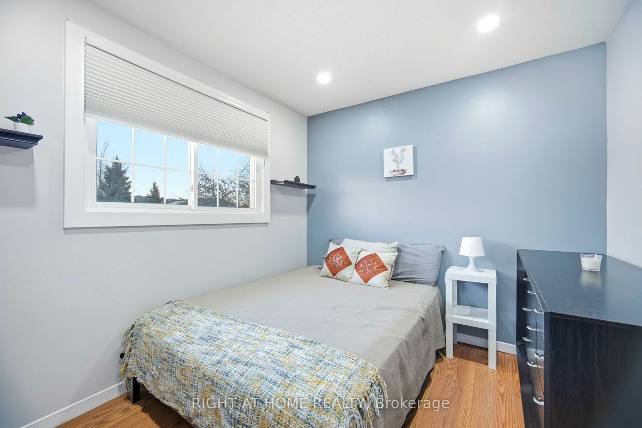 405, Maplegrove, Bradford, Bradford West Gwillimbury