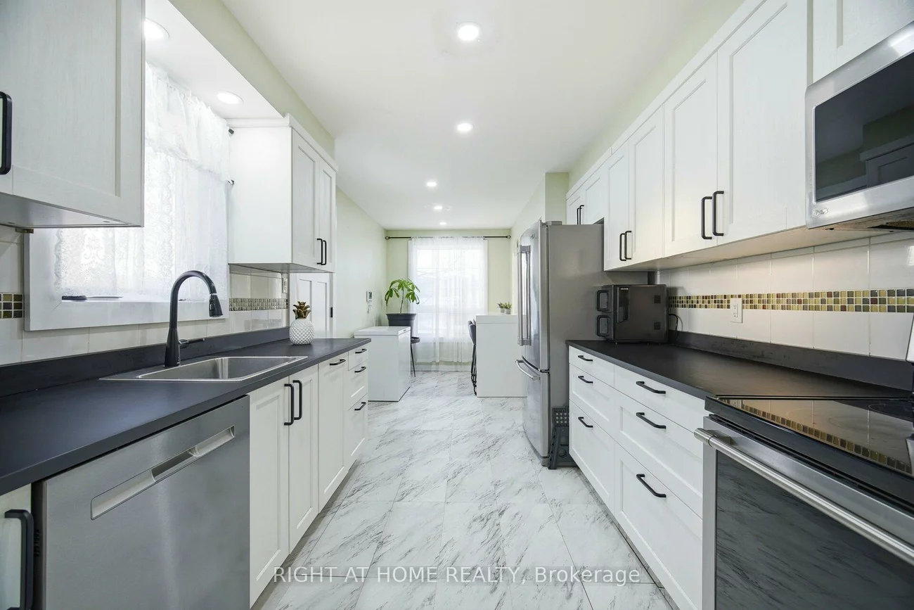 405, Maplegrove, Bradford, Bradford West Gwillimbury