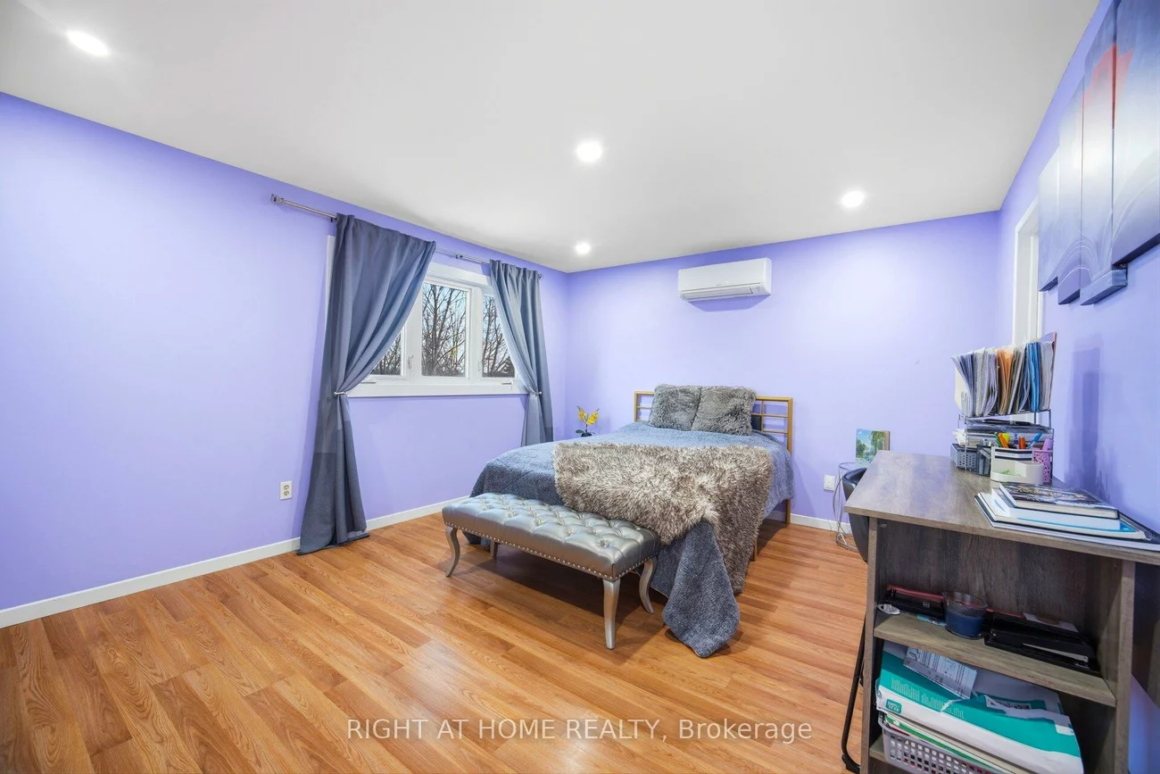 405, Maplegrove, Bradford, Bradford West Gwillimbury