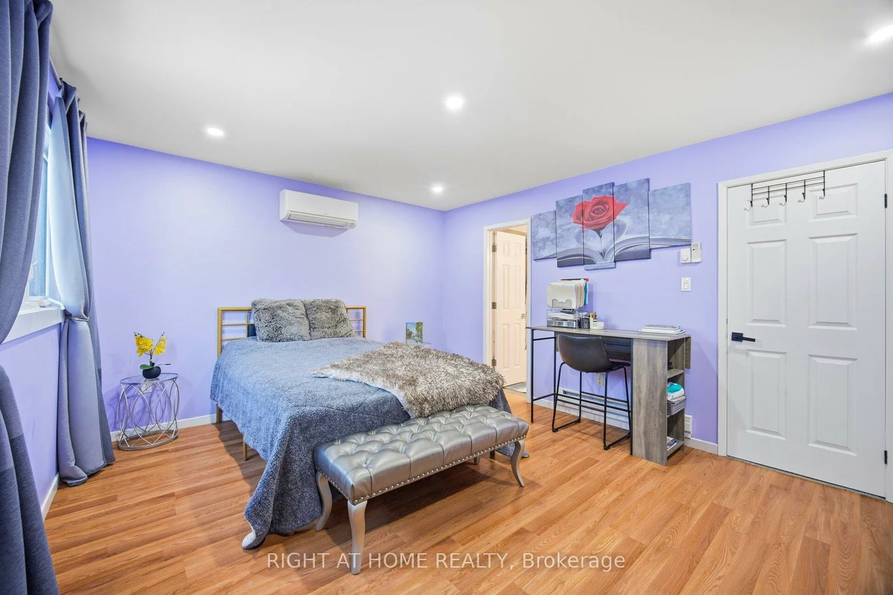 405, Maplegrove, Bradford, Bradford West Gwillimbury