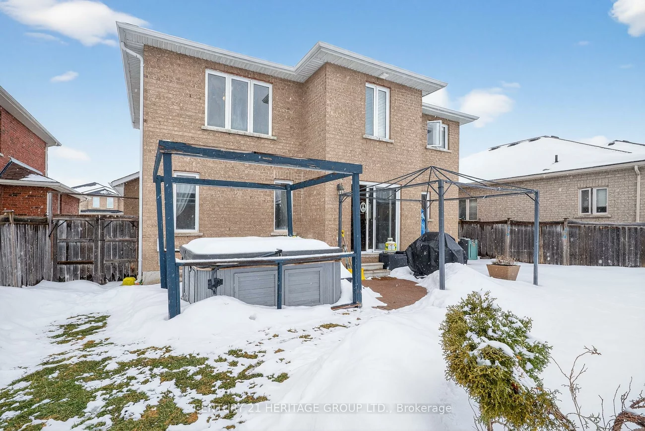 162, Metcalfe, Bradford, Bradford West Gwillimbury