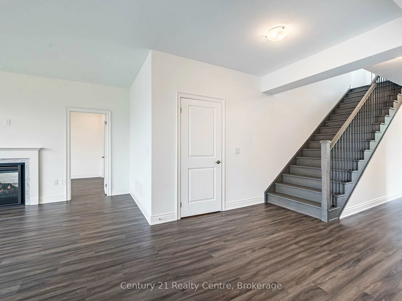 26, Hearn, Bond Head, Bradford West Gwillimbury