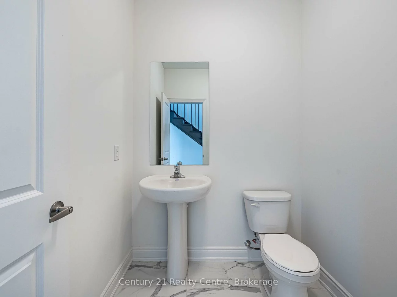 26, Hearn, Bond Head, Bradford West Gwillimbury