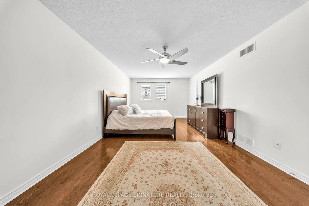 22, Stoddart, Bradford, Bradford West Gwillimbury