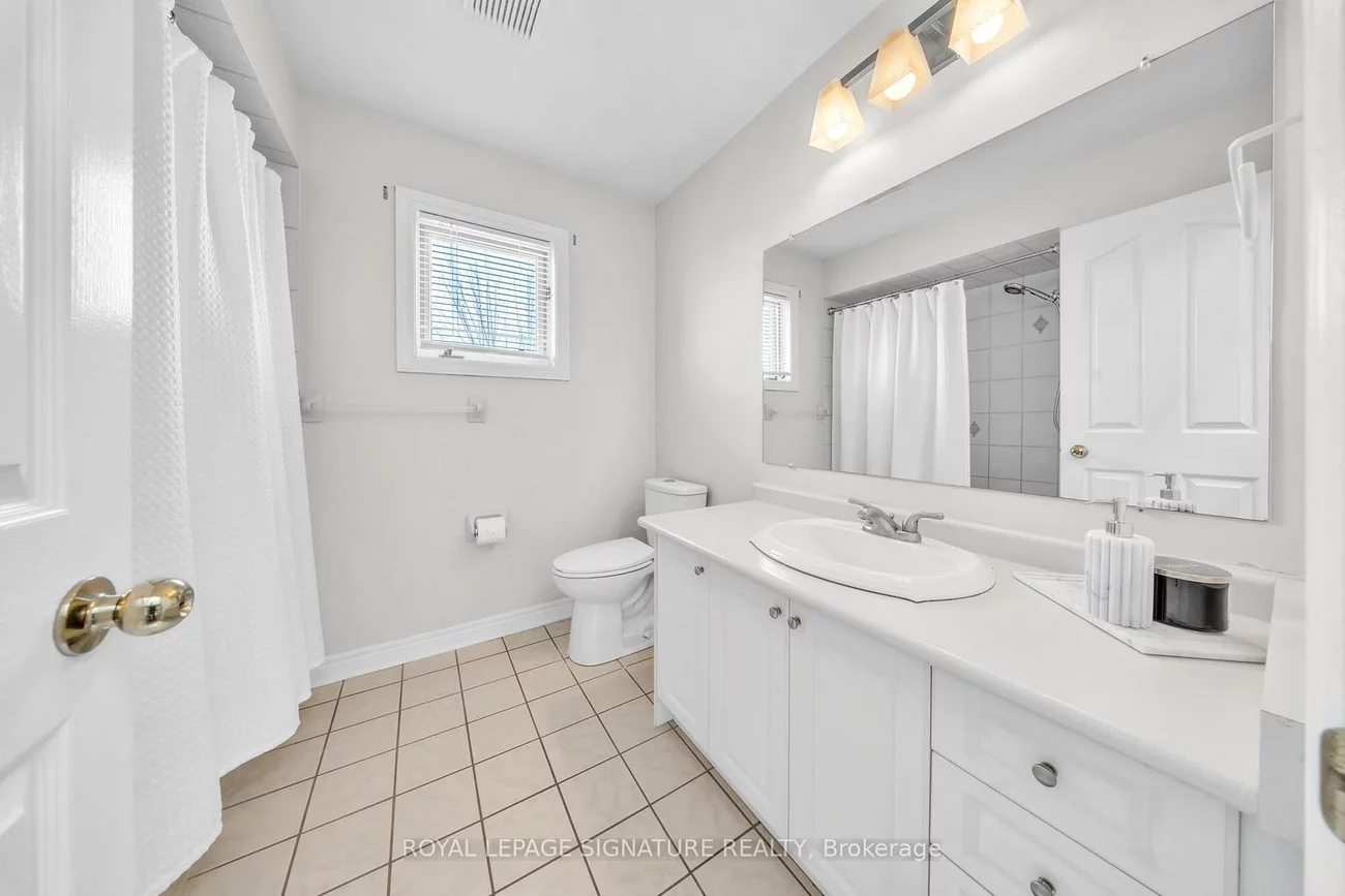 22, Stoddart, Bradford, Bradford West Gwillimbury