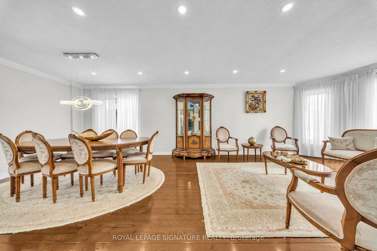 22, Stoddart, Bradford, Bradford West Gwillimbury