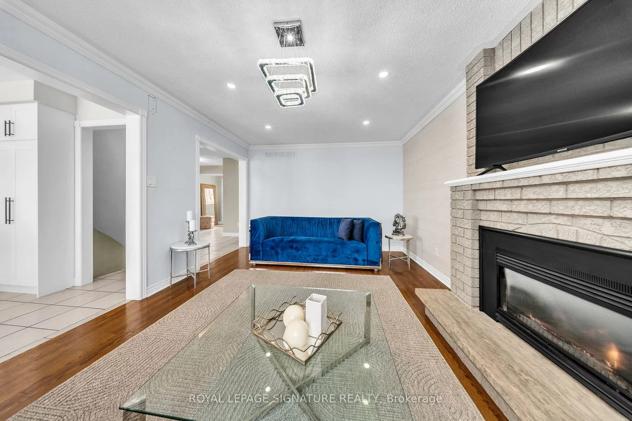 22, Stoddart, Bradford, Bradford West Gwillimbury