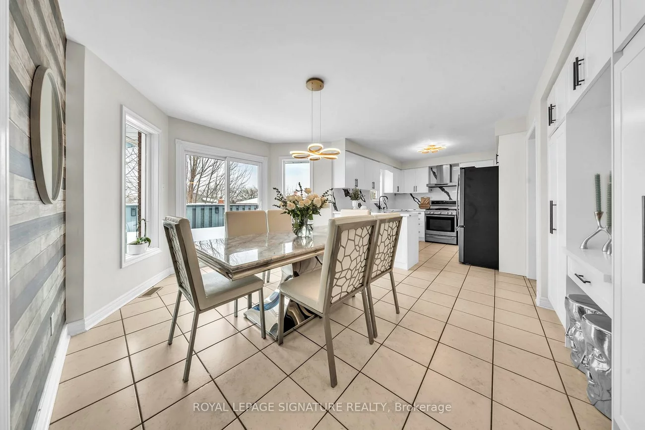 22, Stoddart, Bradford, Bradford West Gwillimbury