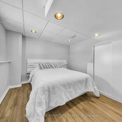 22, Stoddart, Bradford, Bradford West Gwillimbury