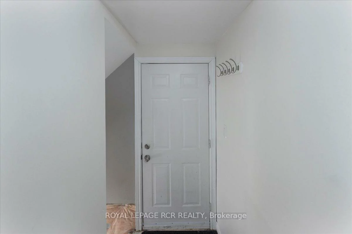 56, Noble, Bradford, Bradford West Gwillimbury