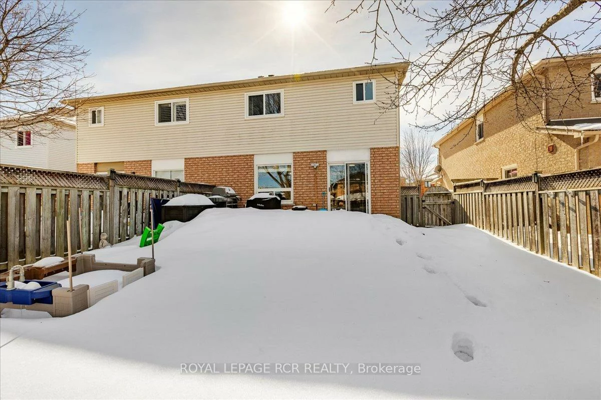 56, Noble, Bradford, Bradford West Gwillimbury