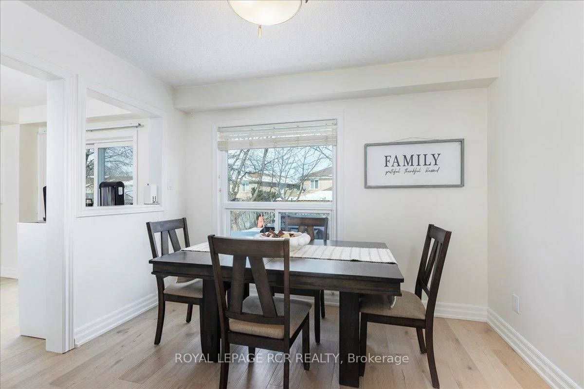 56, Noble, Bradford, Bradford West Gwillimbury