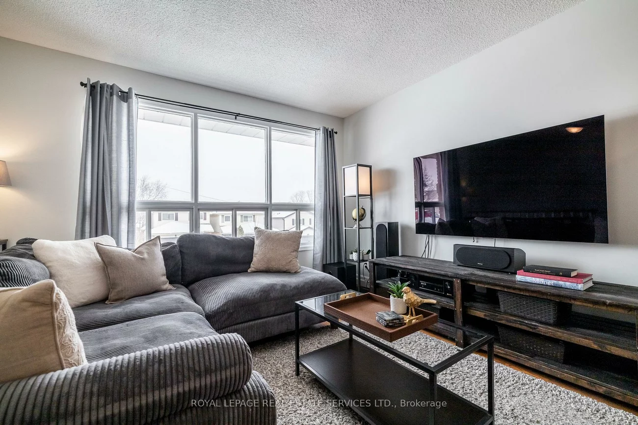 457, Britannia, Bradford, Bradford West Gwillimbury