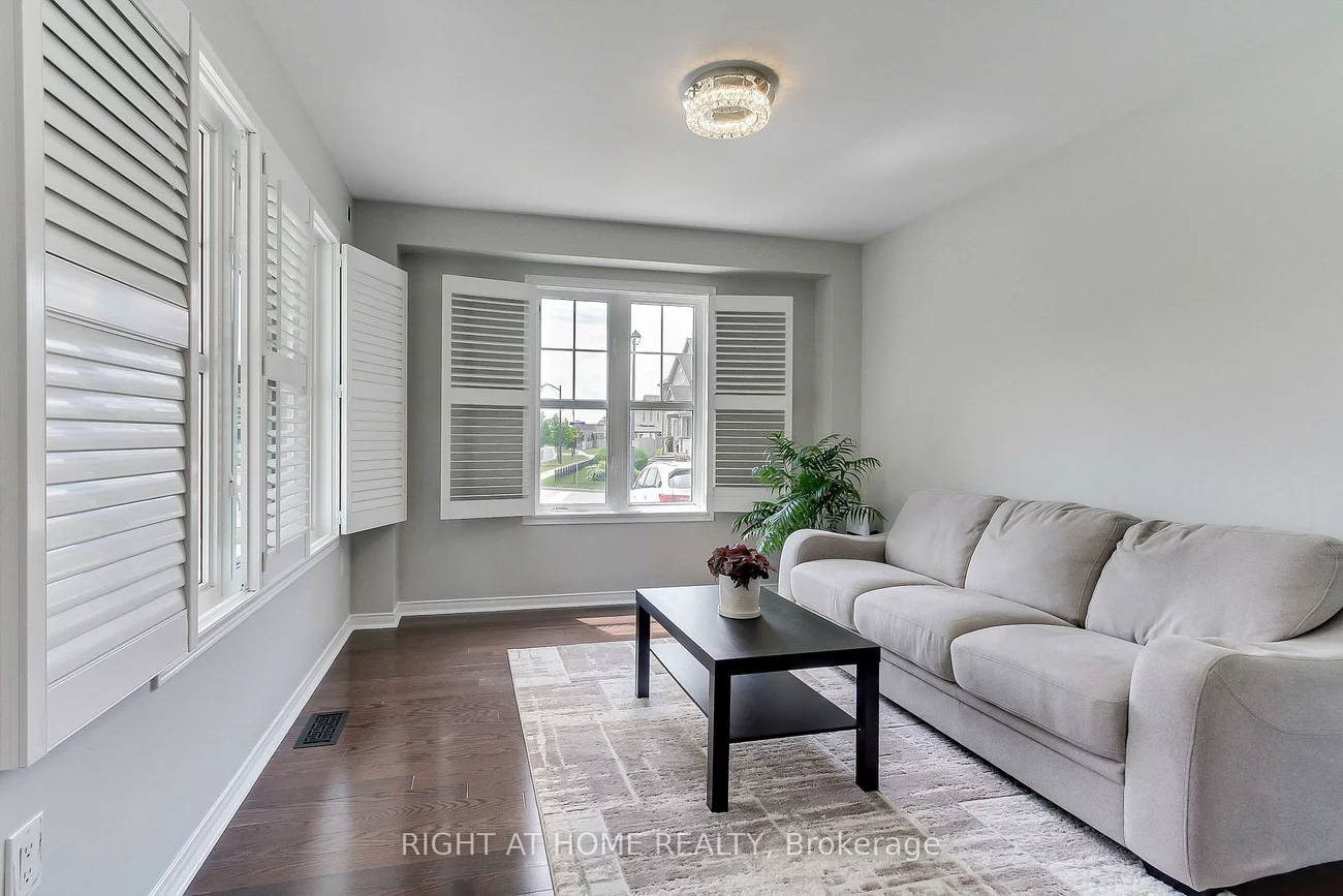 468, Langford, Bradford, Bradford West Gwillimbury