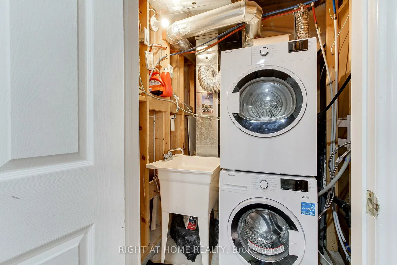 468, Langford, Bradford, Bradford West Gwillimbury