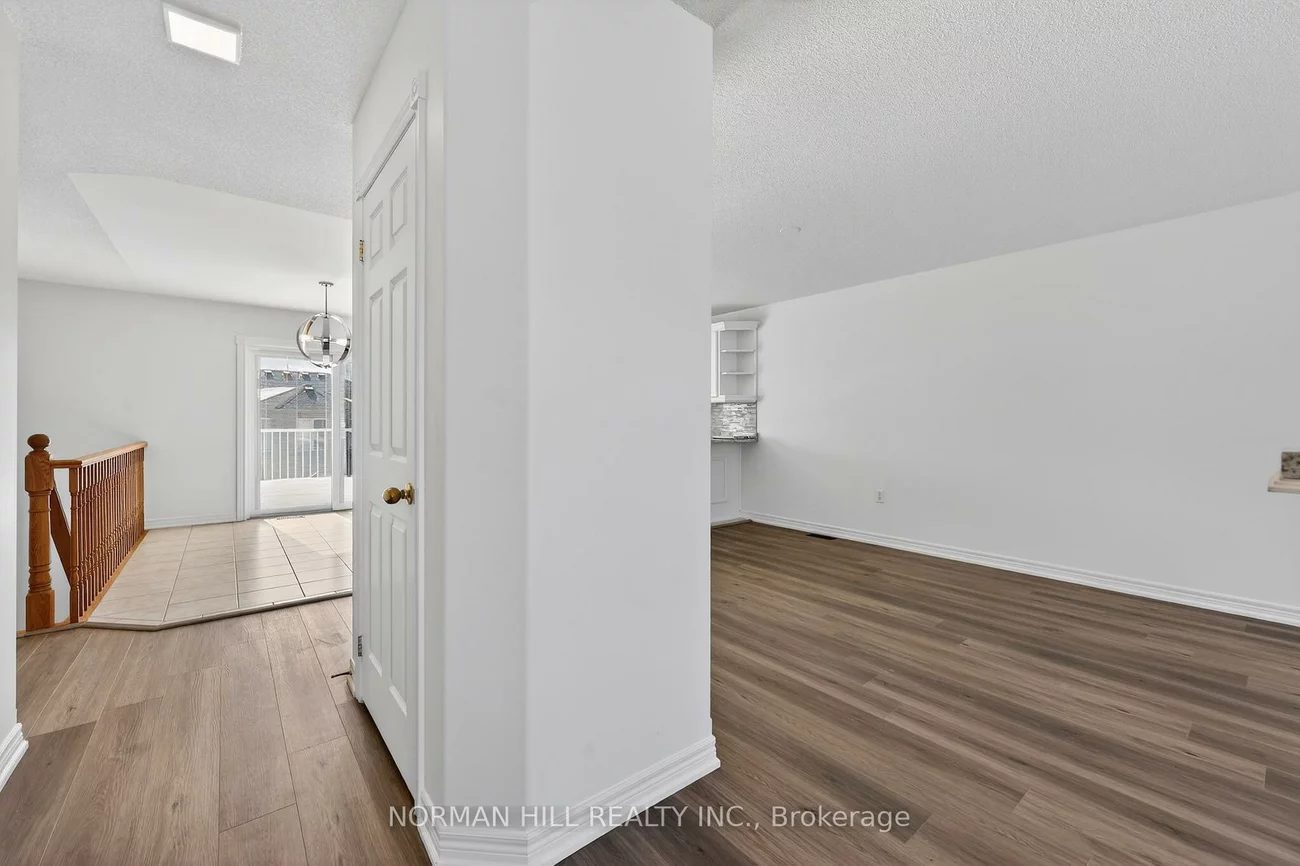 130, Metcalfe, Bradford, Bradford West Gwillimbury