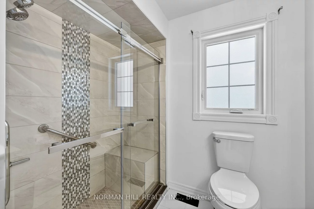 130, Metcalfe, Bradford, Bradford West Gwillimbury