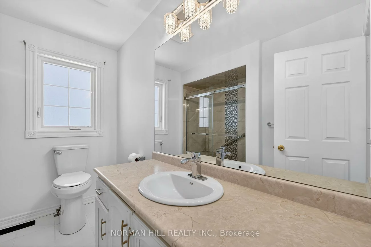 130, Metcalfe, Bradford, Bradford West Gwillimbury