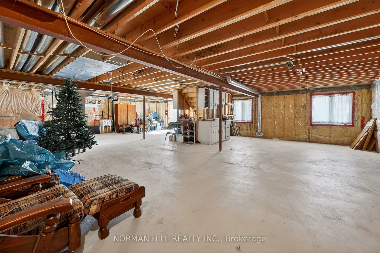 130, Metcalfe, Bradford, Bradford West Gwillimbury