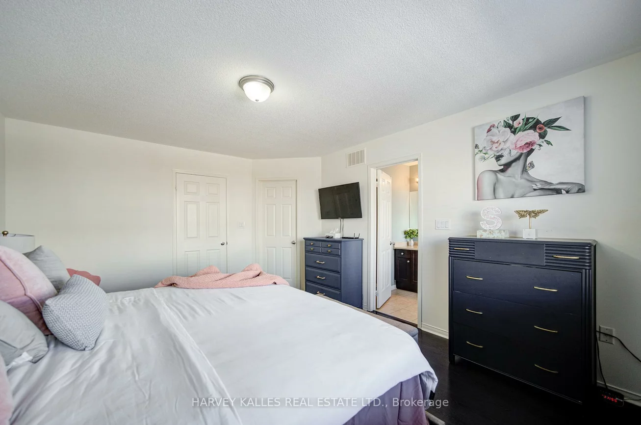 223, Orr, Bradford, Bradford West Gwillimbury