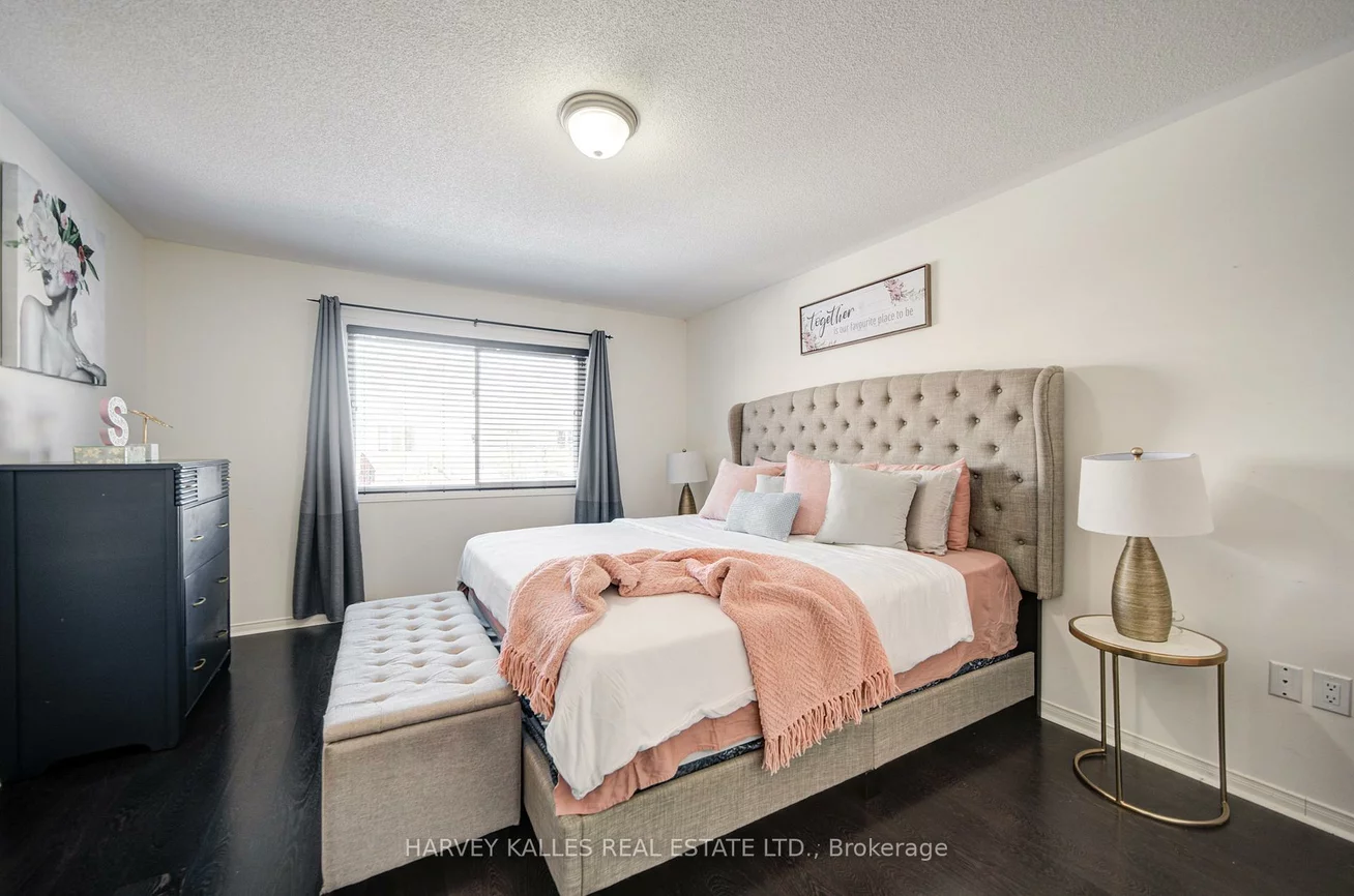 223, Orr, Bradford, Bradford West Gwillimbury