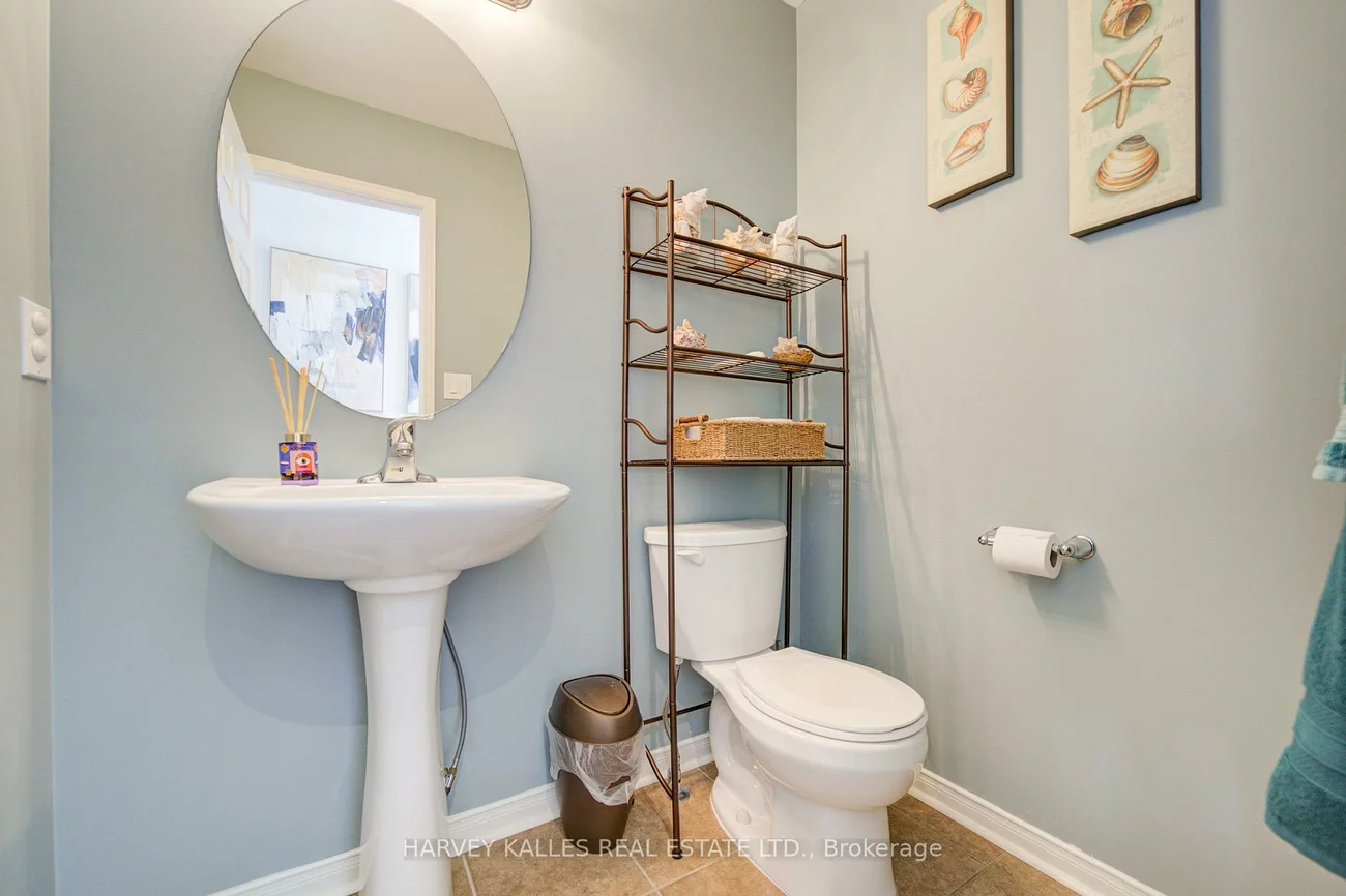 223, Orr, Bradford, Bradford West Gwillimbury