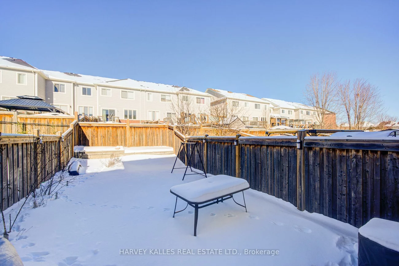 223, Orr, Bradford, Bradford West Gwillimbury