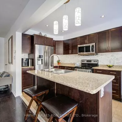 223, Orr, Bradford, Bradford West Gwillimbury