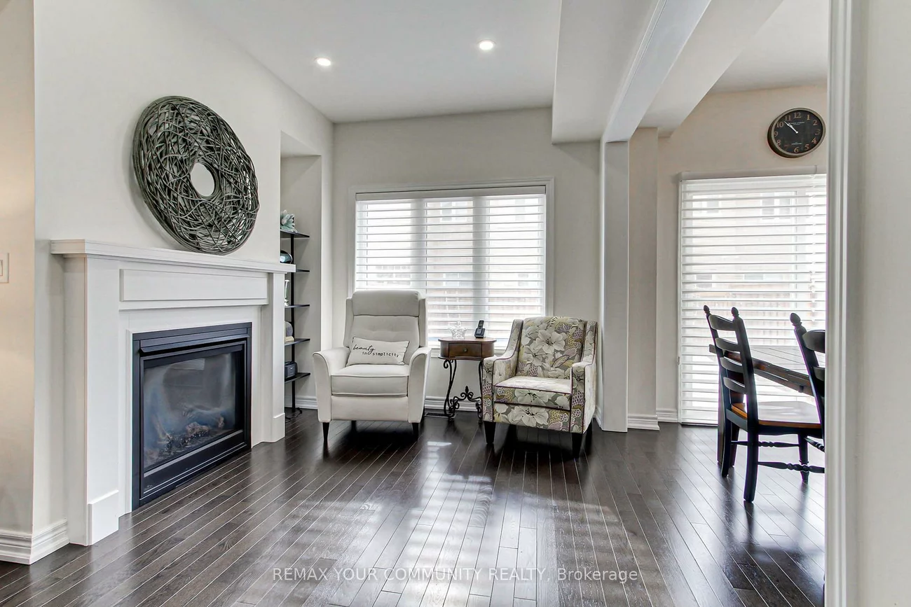 47, Blackwell, Bradford, Bradford West Gwillimbury