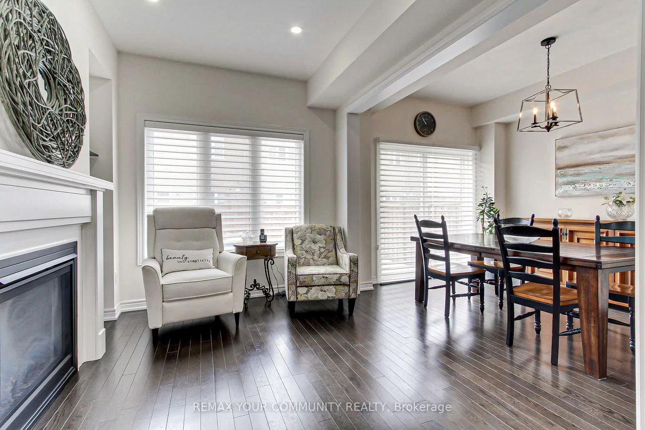 47, Blackwell, Bradford, Bradford West Gwillimbury