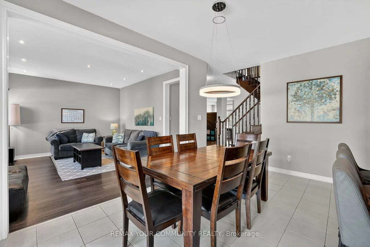 9, Faris, Bradford, Bradford West Gwillimbury