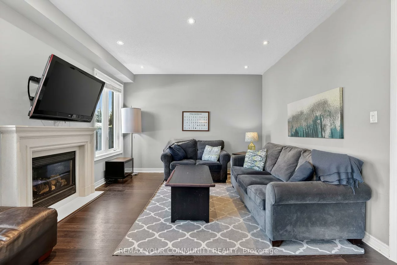 9, Faris, Bradford, Bradford West Gwillimbury