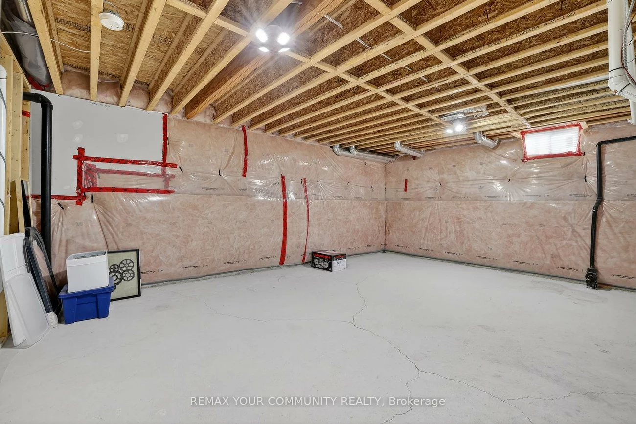 49, Matthewson, Bradford, Bradford West Gwillimbury