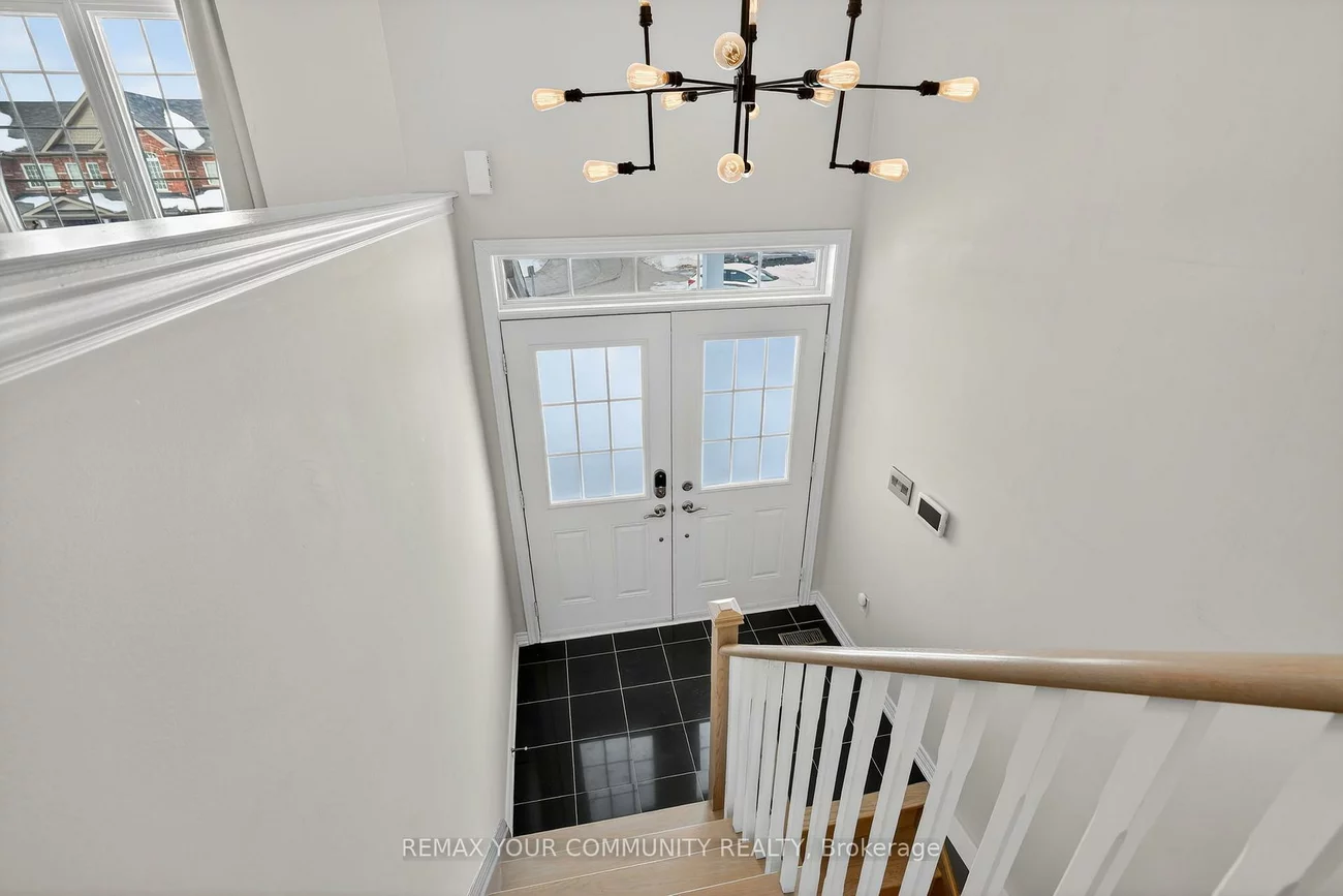 49, Matthewson, Bradford, Bradford West Gwillimbury