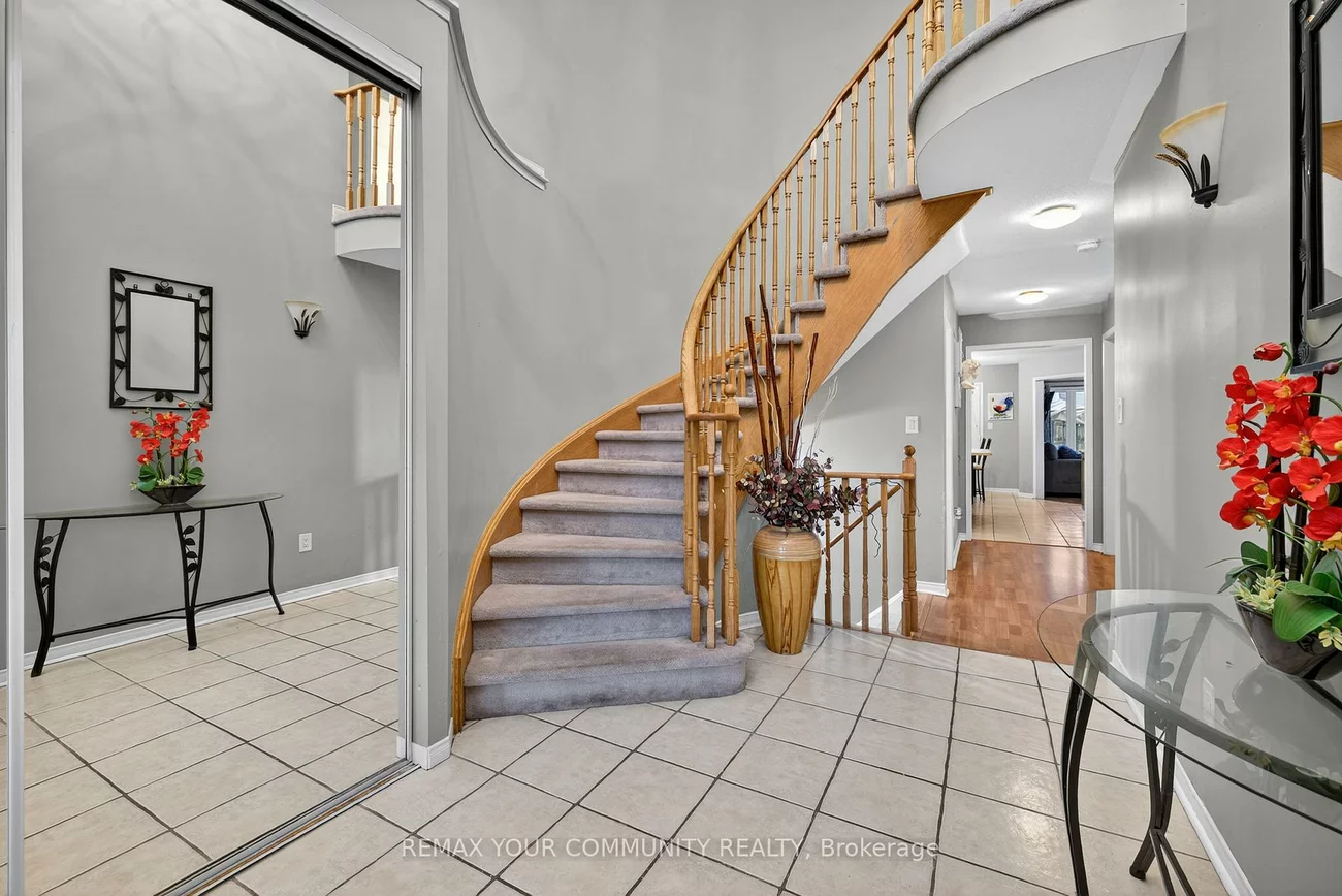 5, Booth, Bradford, Bradford West Gwillimbury