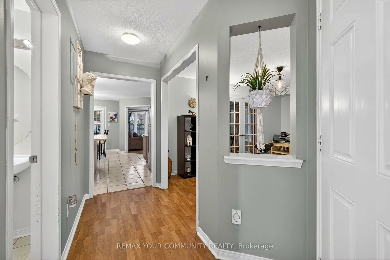 5, Booth, Bradford, Bradford West Gwillimbury