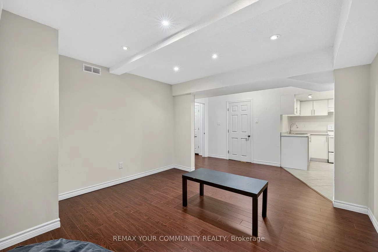 5, Booth, Bradford, Bradford West Gwillimbury