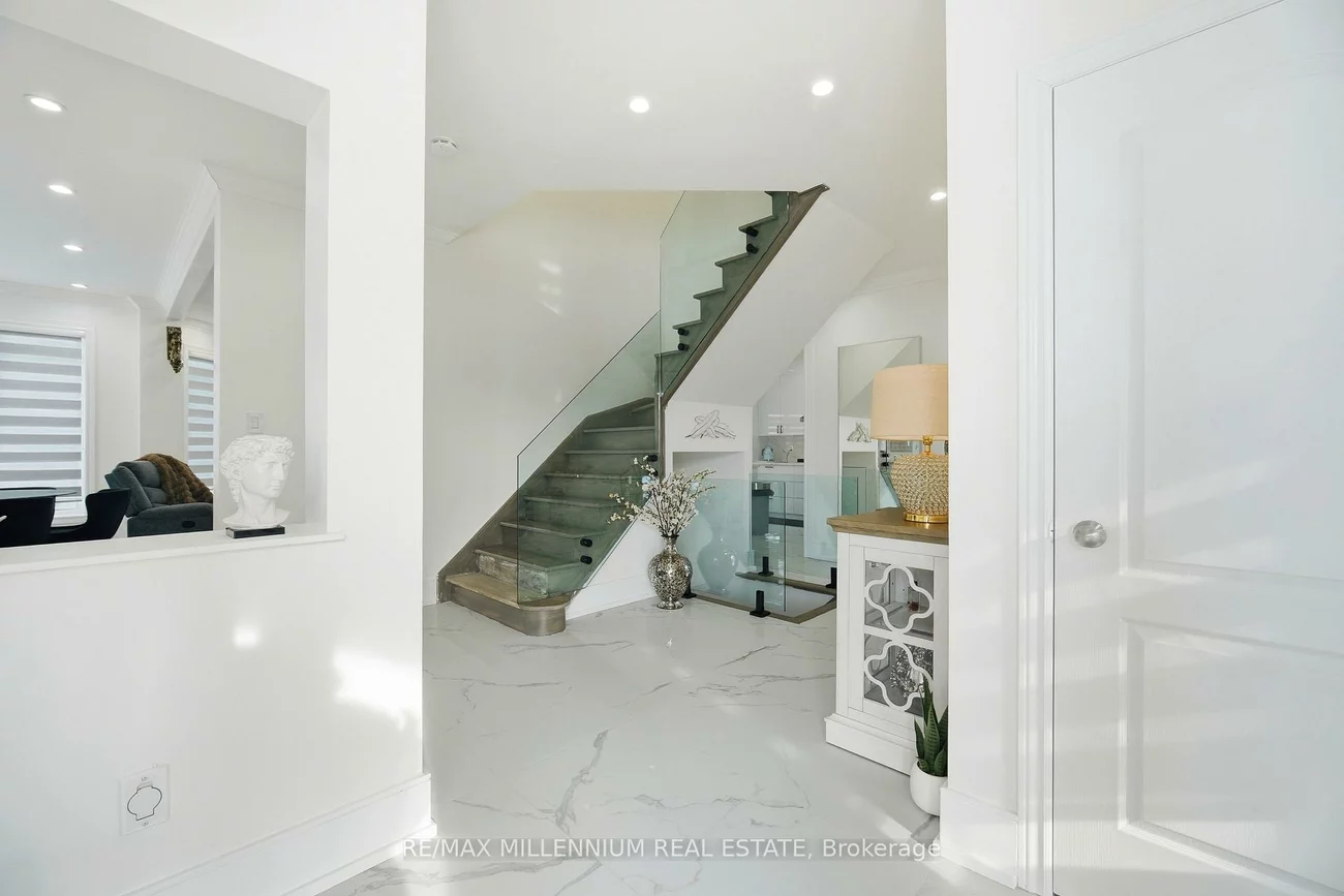 132, Blue Dasher, Bradford, Bradford West Gwillimbury