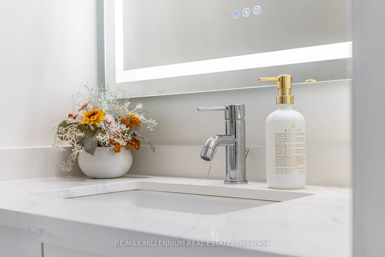 132, Blue Dasher, Bradford, Bradford West Gwillimbury