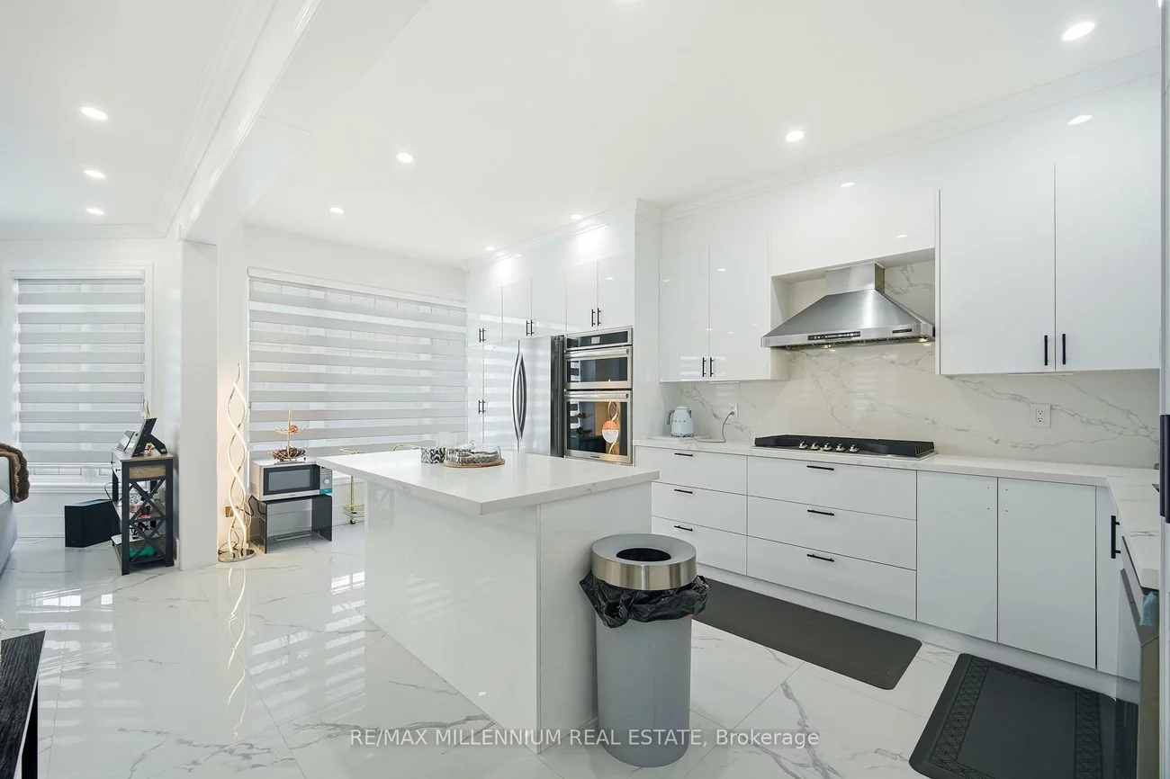 132, Blue Dasher, Bradford, Bradford West Gwillimbury