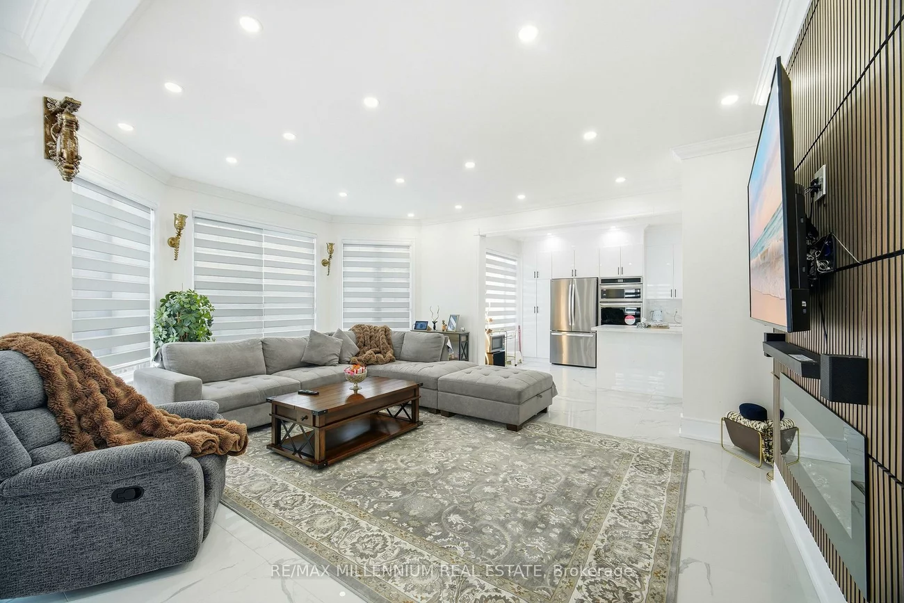 132, Blue Dasher, Bradford, Bradford West Gwillimbury