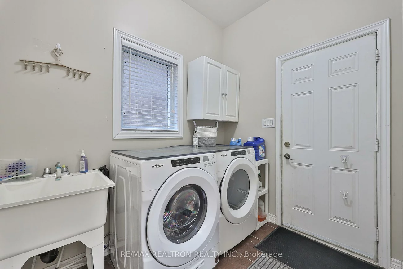 16, Mckenzie, Bradford, Bradford West Gwillimbury