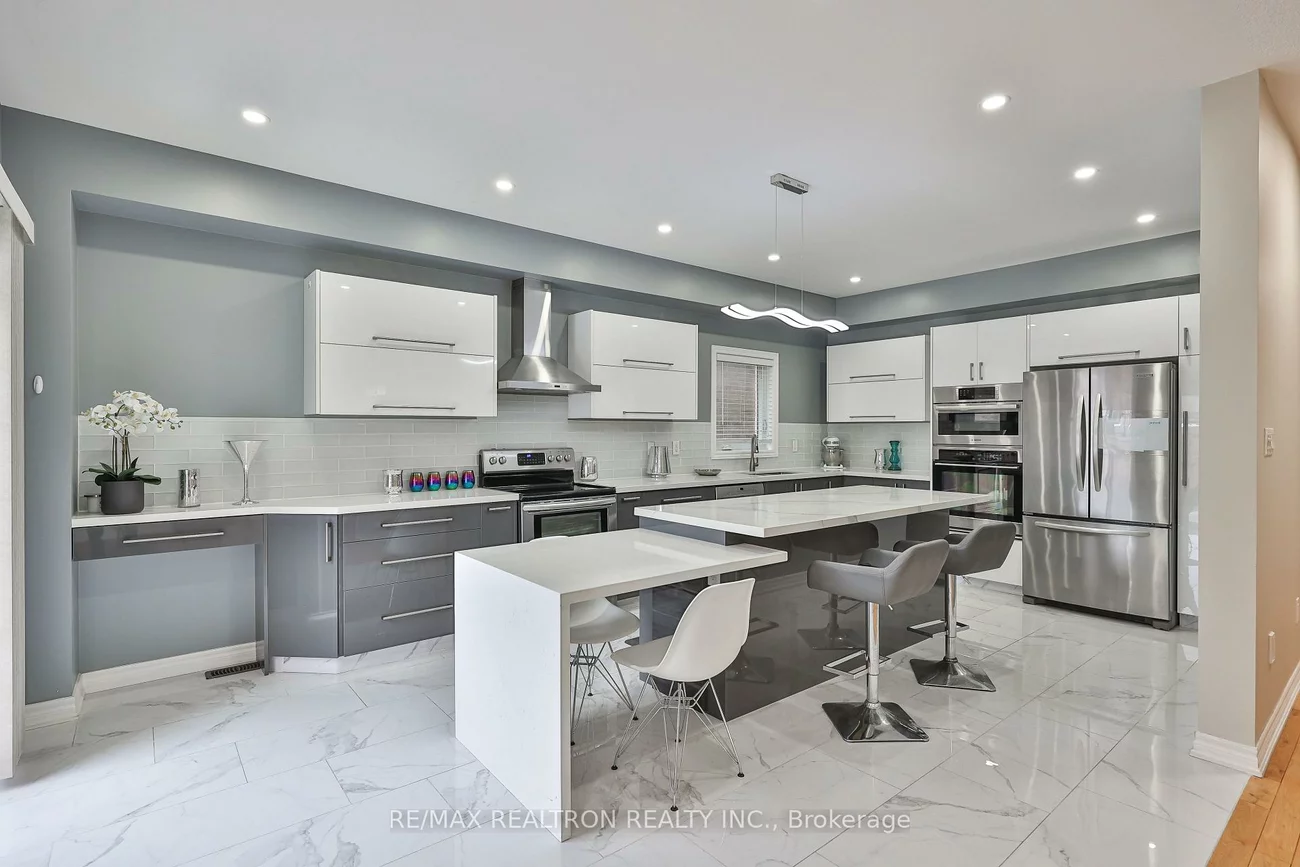 16, Mckenzie, Bradford, Bradford West Gwillimbury