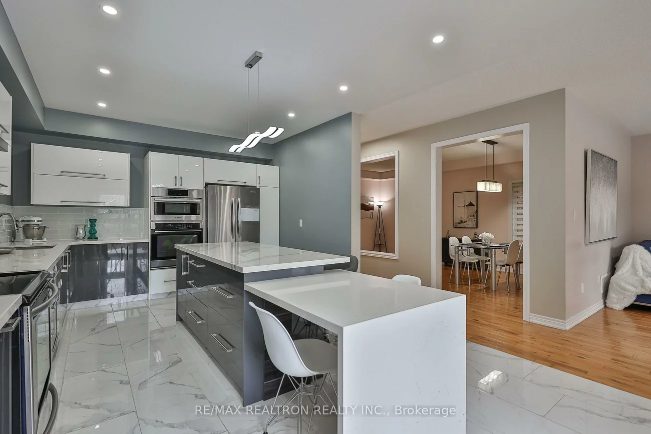 16, Mckenzie, Bradford, Bradford West Gwillimbury